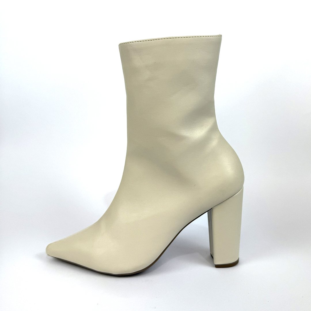 Bota Micaely Branca Salto 8,5cm - Image 3