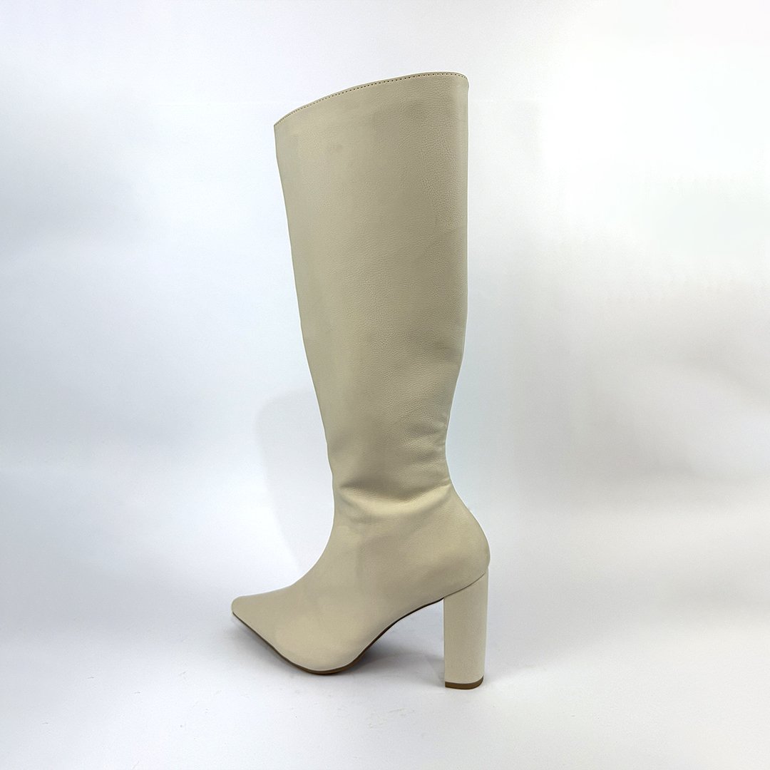 Bota Eduarda Cano Alto - Off - Image 4